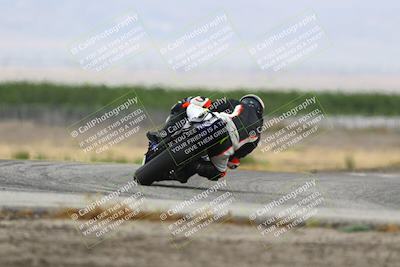 media/May-03-2025-CRA (Sat) [[22b18d099a]]/Races/Race 2/